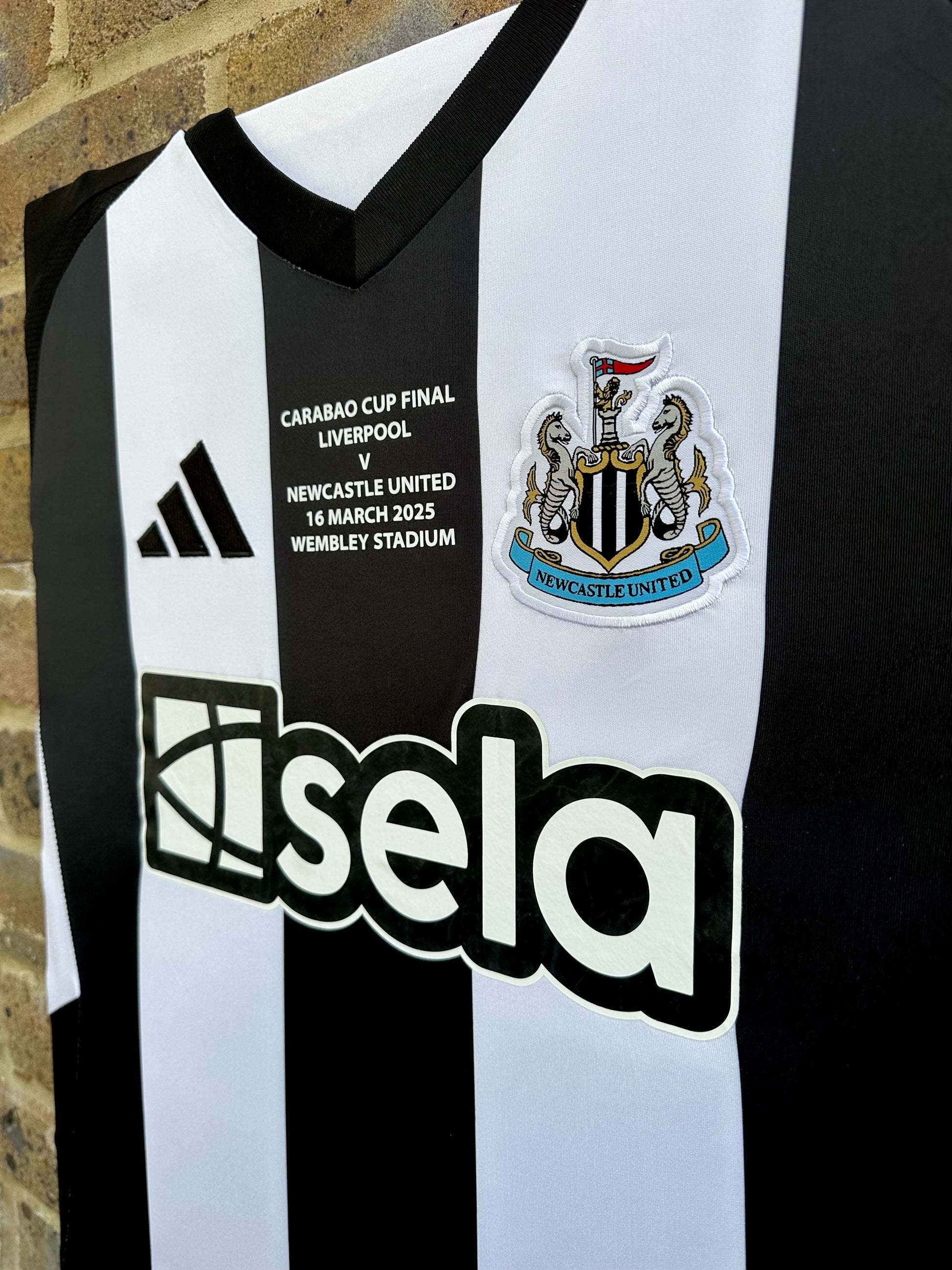 Newcastle United carabao cup winner football shirt memorabilia canvas